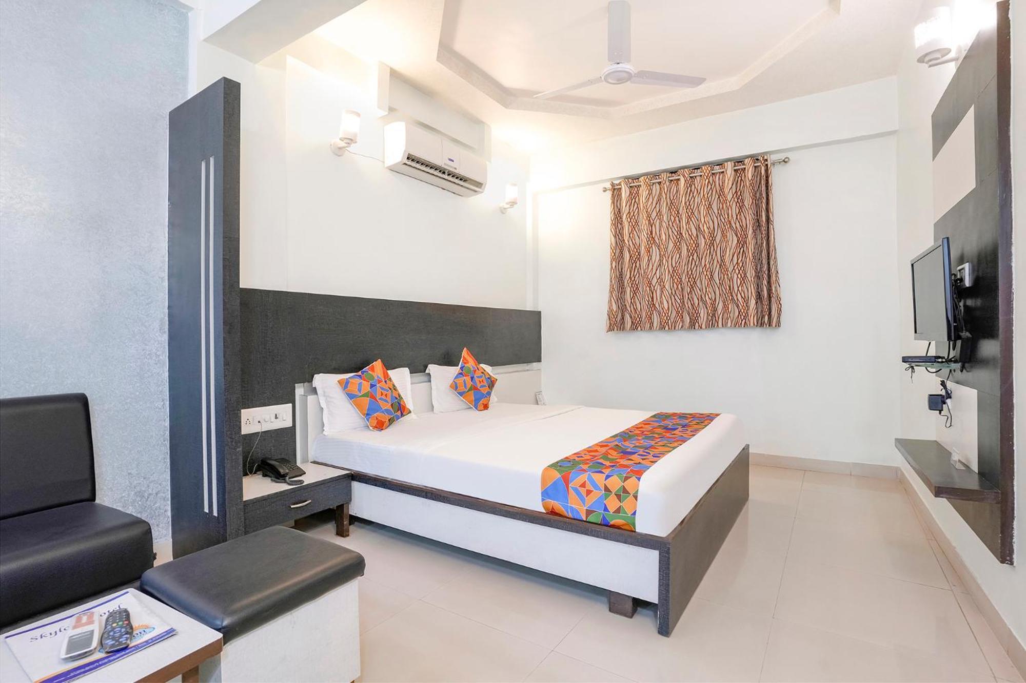 Fabhotel Skylon, Near Mahatma Mandir Gandhinagar Exterior foto