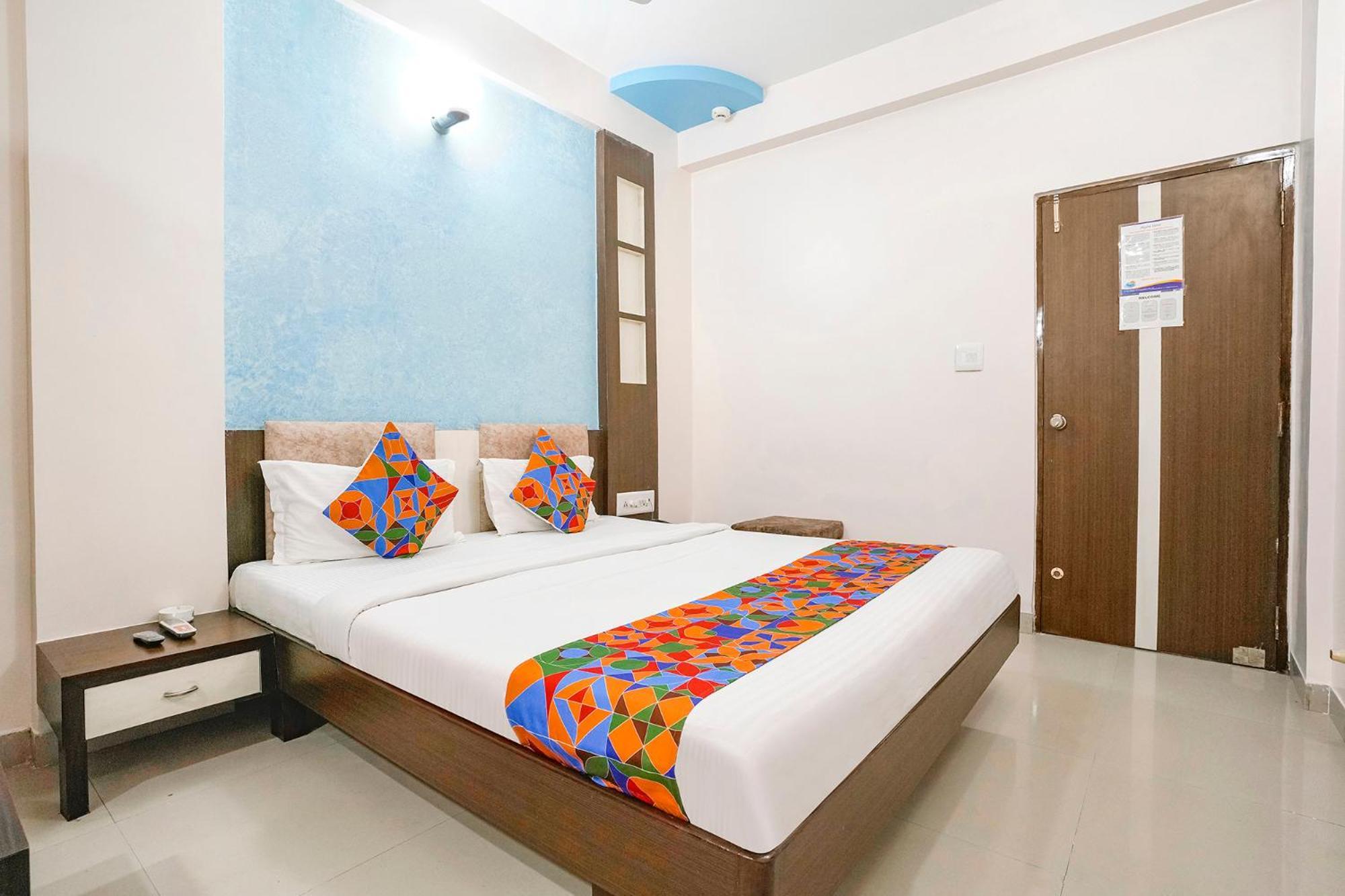 Fabhotel Skylon, Near Mahatma Mandir Gandhinagar Exterior foto